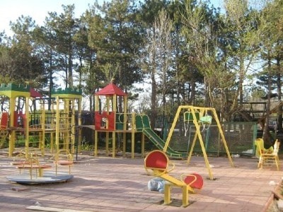 Дитячі ігрові майданчики