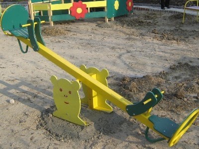 Гойдалки-балансири